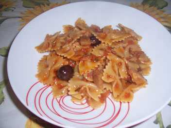 FARFALLE CON SALSA DI FUNGHI