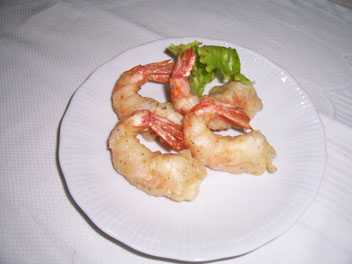 GAMBERONI IN TEMPURA DI PISTACCHI E SESAMO