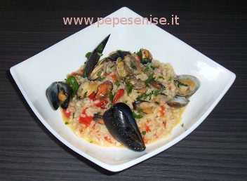 RISOTTO CON VONGOLE E COZZE