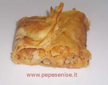 STRUDEL DI CARASAU CON BACCALA' E ZUCCA