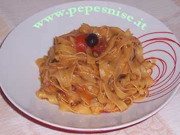 TAGLIATELLE DI MAIS AL SUGO DI POLPETTI