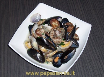 IMPEPATA DI VONGOLE E COZZE