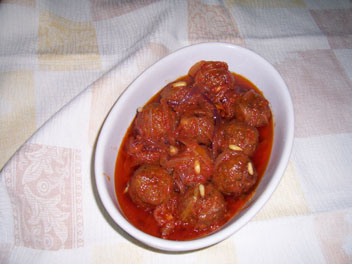 SWEET AND SOUR MEATBALLS